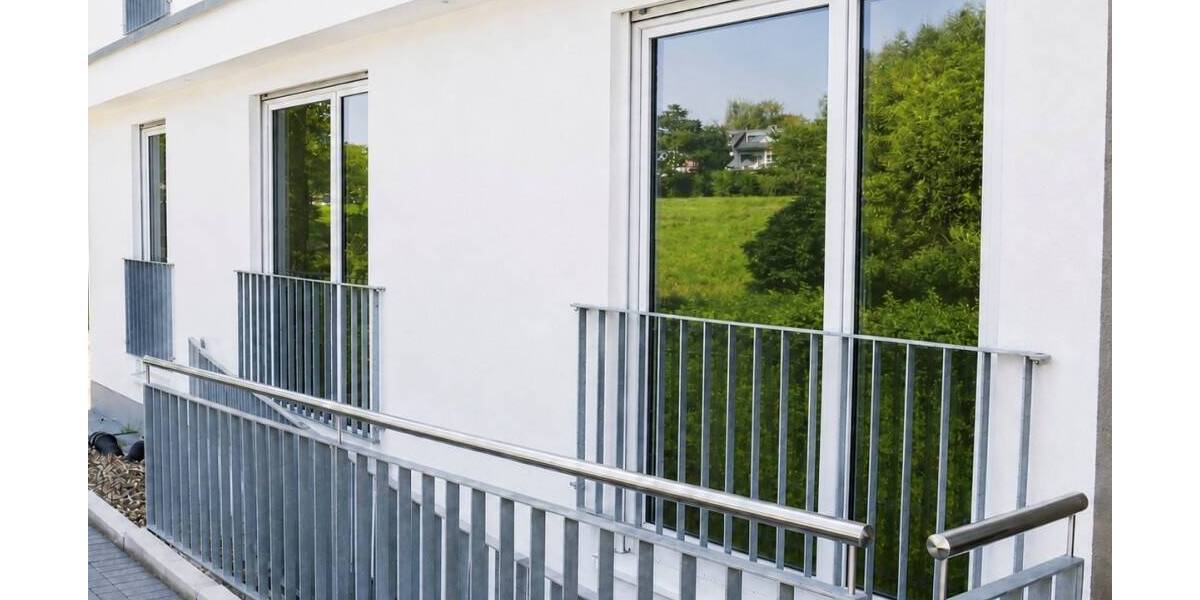 Etagenwohnung Düsseldorf Unterbach - 4 Zimmer, 155 m&sup2;, 2.000&euro; | Angebot:26799425