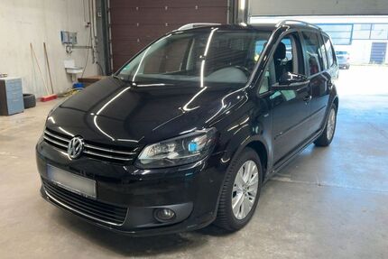 VW Touran 210.984 km 4.200 &euro; Herne 44627