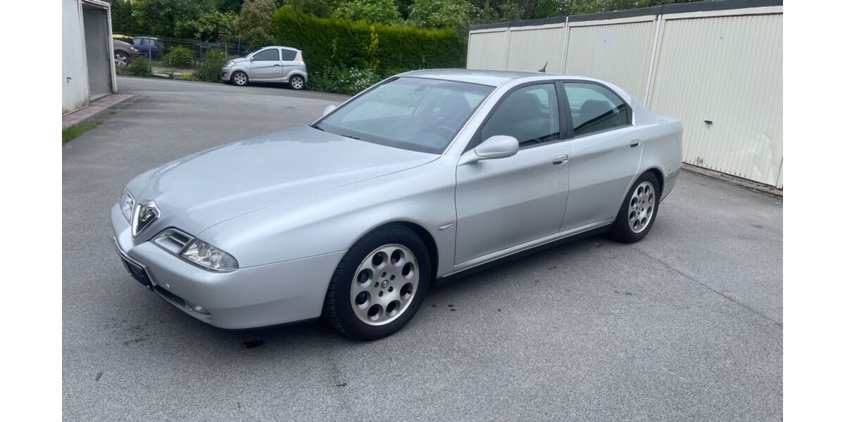 Alfa Romeo 166 68.500 km 8.999 &euro; Remscheid 42855