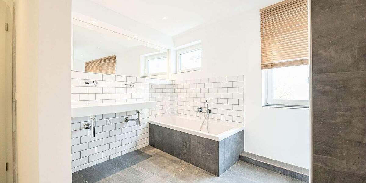 Mehrfamilienhaus, Wohnhaus Hilden - 3 Zimmer, 122 m&sup2;, 2.340&euro; | Angebot:25689219