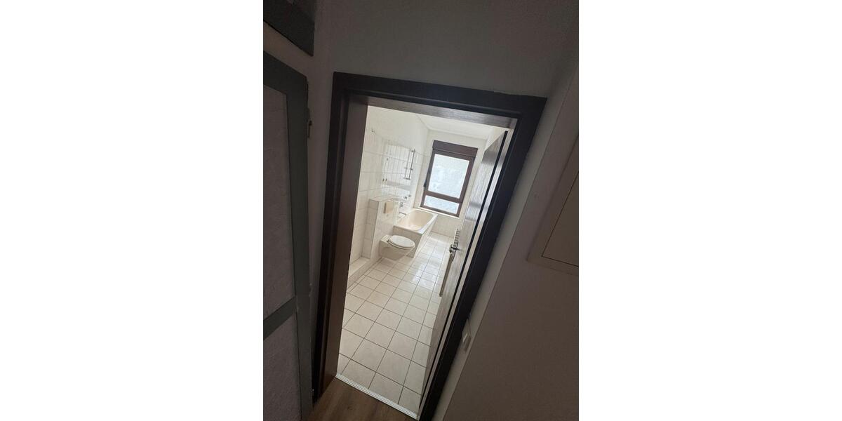 Etagenwohnung Duisburg Laar - 3.5 Zimmer, 75 m&sup2;, 900&euro; | Angebot:27565999