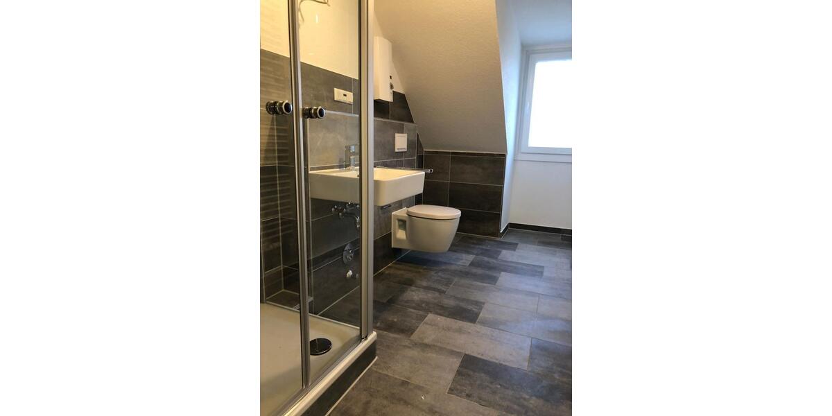 Dachgeschoßwohnung Essen Stadtbezirk III - 2 Zimmer, 40 m&sup2;, 502&euro; | Angebot:25978480