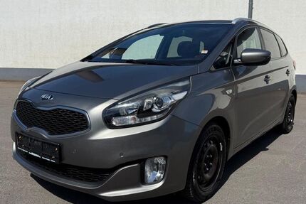 Kia Carens 205.000 km 5.900 &euro; Herne 44653