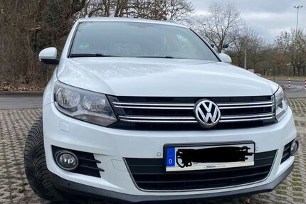 VW Tiguan 77.000 km 14.800 &euro; Düsseldorf 40474