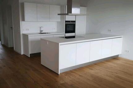 Wohnung Langenfeld (Rheinland) - 3.5 Zimmer, 102 m&sup2;, 605.000&euro; | Angebot:27214493
