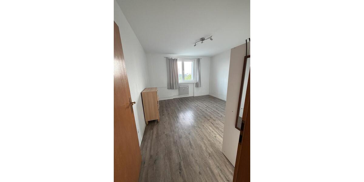 Etagenwohnung Duisburg Duisburg-Mitte - 2 Zimmer, 63 m&sup2;, 823&euro; | Angebot:27582540