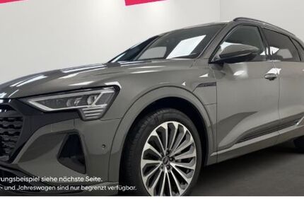Audi Q8 e-tron 77.065 km 44.900 &euro; Düsseldorf 40233