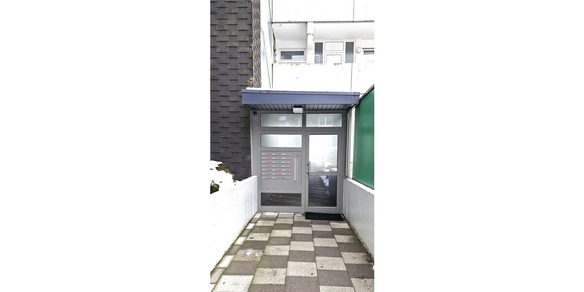 Gemütliche 2 ½ Zimmer ETW mit Loggia und Garage - 2.5 Remscheid Süd | Angebot:18908159