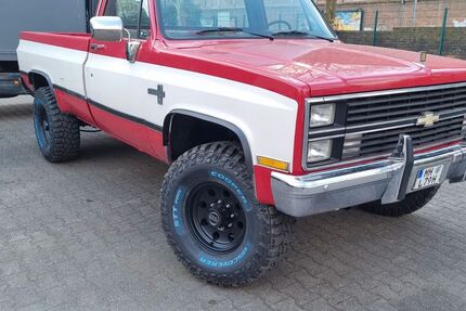 Chevrolet K30 90.000 km 34.900 &euro; Mülheim 45478