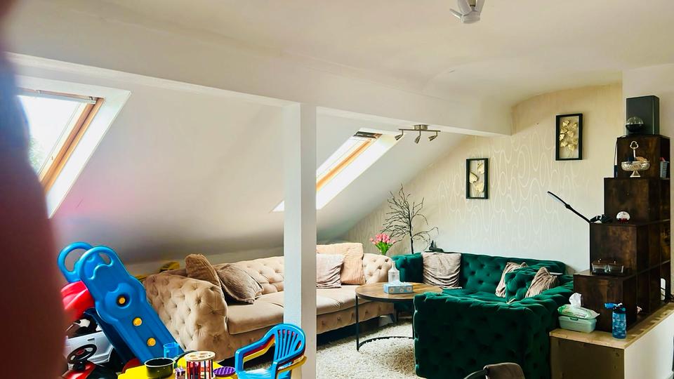 Dachgeschoßwohnung Düsseldorf Stadtbezirk 8 - 2 Zimmer, 60 m&sup2;, 1.050&euro; | Angebot:26459548
