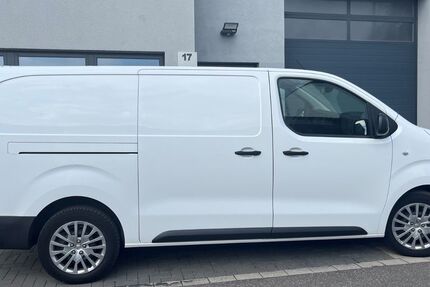 Opel Vivaro 54.000 km 18.999 &euro; Hilden 40723