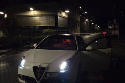 Alfa Romeo Giulietta 75.500 km 12.000 &euro; Neuss 41462