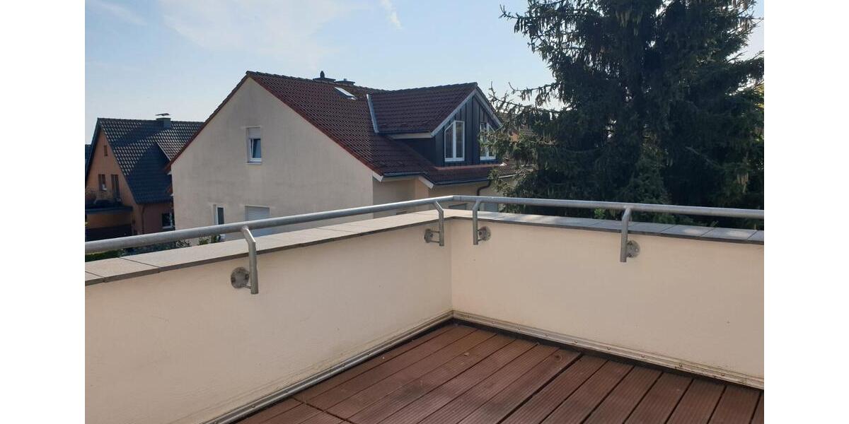Dachgeschoßwohnung Langenfeld (Rheinland) - 3 Zimmer, 85 m&sup2;, 289.000&euro; | Angebot:27514302