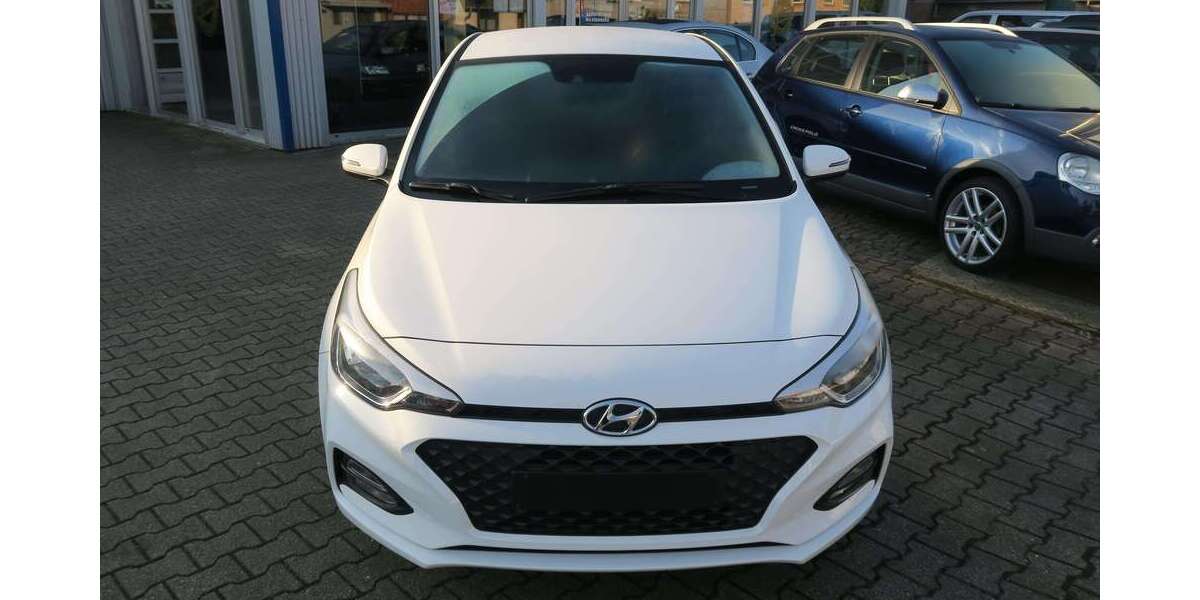 Hyundai i20 89.000 km 9.650 &euro; Oberhausen 46147