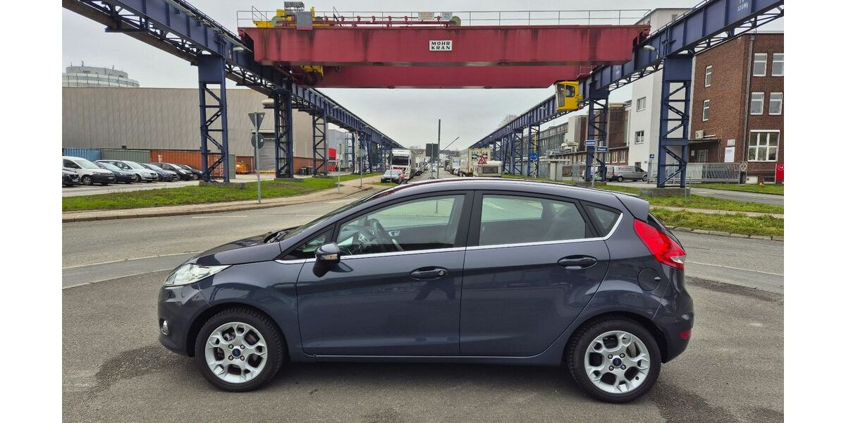 Ford Fiesta 19.300 km 6.890 &euro; Mülheim 45476