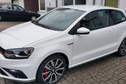 VW Polo 62.932 km 15.300 &euro; Essen 45355