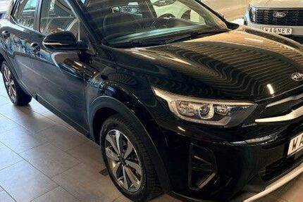 Kia Stonic 42.973 km 13.990 &euro; Gladbeck 45968