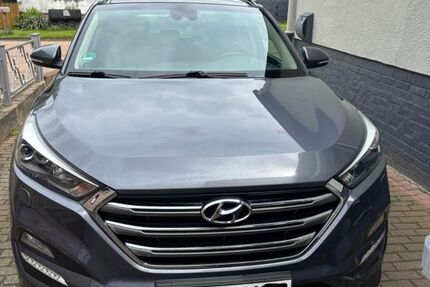 Hyundai TUCSON 74.000 km 16.299 &euro; Oberhausen 46119