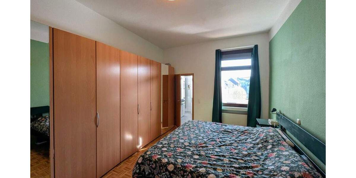 Etagenwohnung Essen Frohnhausen - 4 Zimmer, 101 m&sup2;, 249.000&euro; | Angebot:25880216
