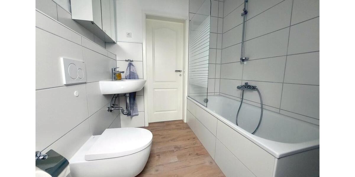Etagenwohnung Solingen Burg - 3 Zimmer, 81 m&sup2;, 728&euro; | Angebot:27553994