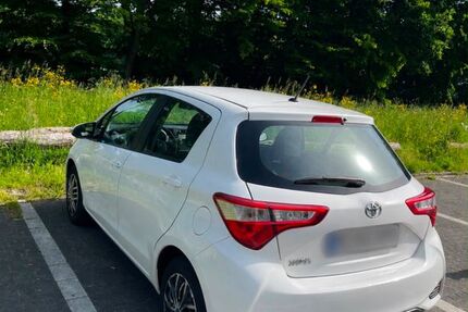 Toyota Yaris 137.000 km 10.400 &euro; Düsseldorf 40217