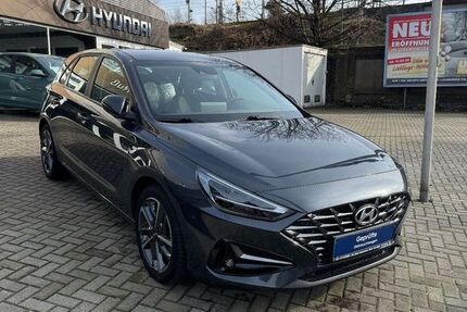 Hyundai i30 21.414 km 21.990 &euro; Oberhausen 46049