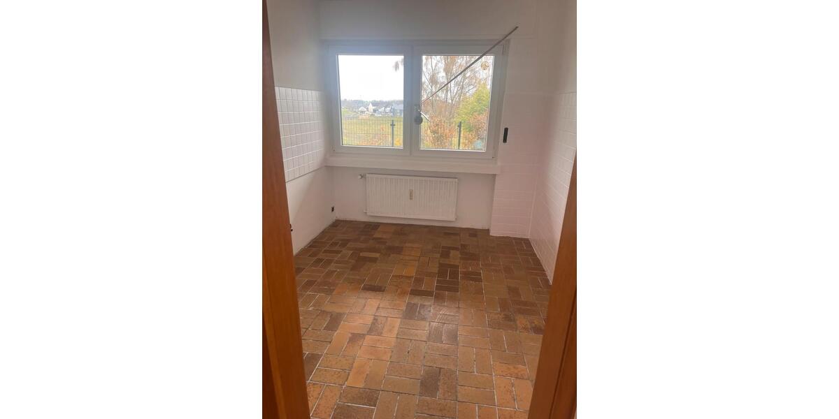Terrassenwohnung Wermelskirchen - 3 Zimmer, 101 m&sup2;, 1.200&euro; | Angebot:26400653