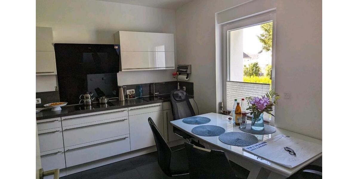 Reihenhaus Essen Stadtbezirk IV - 3 Zimmer, 78 m&sup2;, 270.000&euro; | Angebot:26705626