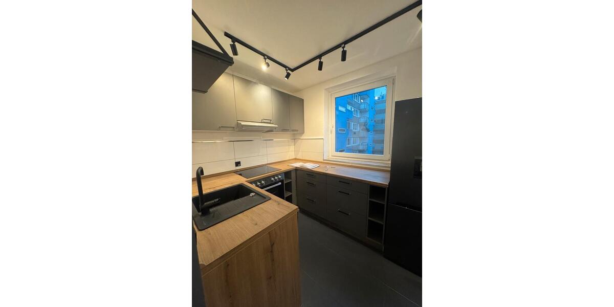 Etagenwohnung Bochum Laer - 2 Zimmer, 70 m&sup2;, 1.300&euro; | Angebot:27545442