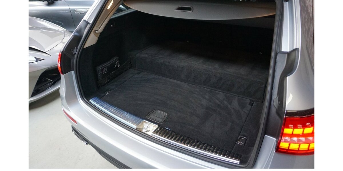 Mercedes-Benz E 300 de Leder Pano 360° Memory Sitzklim Night Std 29.998 km 36.700 &euro; Wuppertal 42327