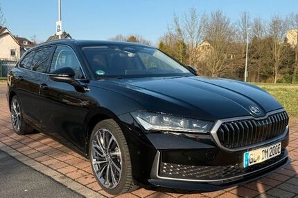 Skoda Superb 12.000 km 42.400 &euro; Hückeswagen 42499