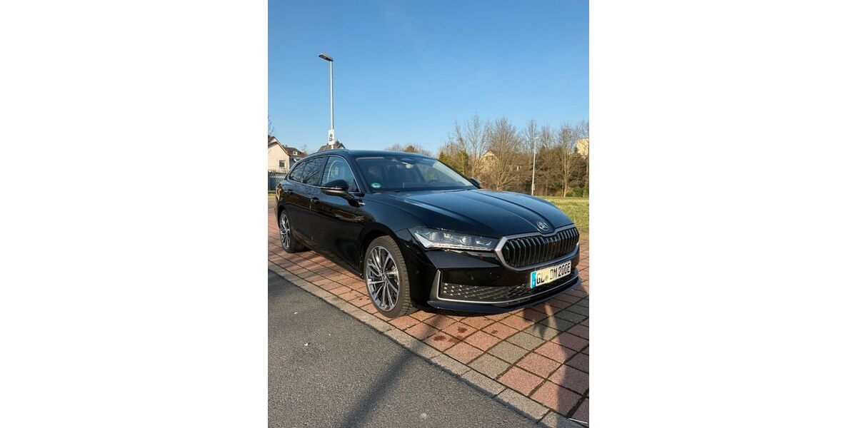 Skoda Superb 12.000 km 42.400 &euro; Hückeswagen 42499