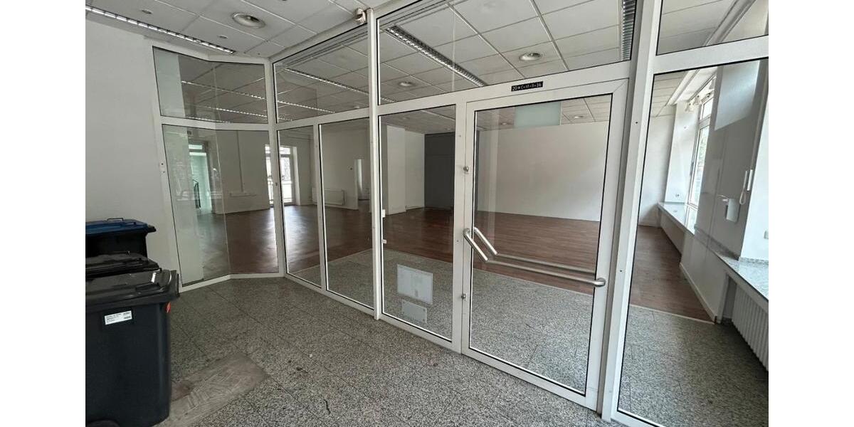 Gewerbeobjekt Essen Stadtbezirk VIII - 1.300&euro; | Angebot:25276991