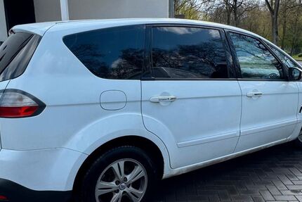 Ford S-Max 249.850 km 3.600 &euro; Gladbeck 45966