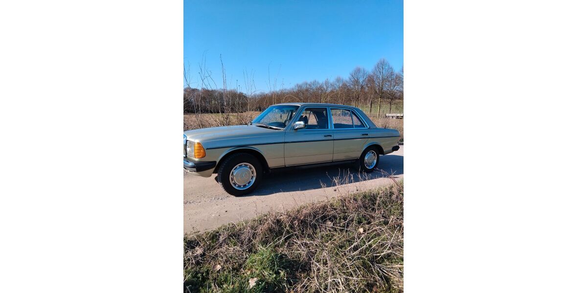 Mercedes-Benz 230 204.000 km 9.750 &euro; Essen 45309