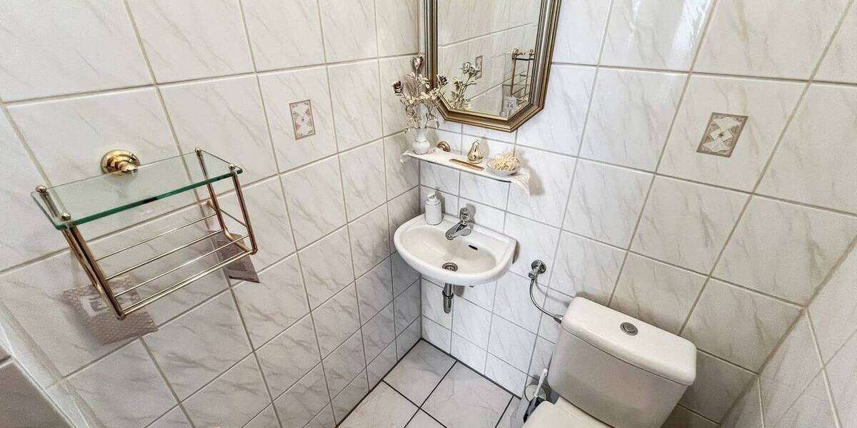 Etagenwohnung Ratingen West - 3 Zimmer, 89 m&sup2;, 229.000&euro; | Angebot:25686032