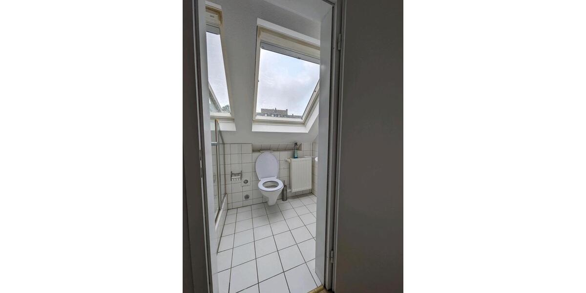 Dachgeschoßwohnung Remscheid Lüttringhausen - 3 Zimmer, 60 m&sup2;, 550&euro; | Angebot:27572028
