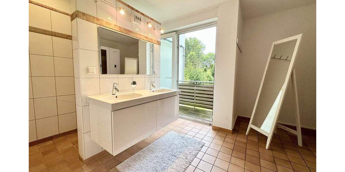 Mehrfamilienhaus, Wohnhaus Düsseldorf Garath - 1 Zimmer, 350 m&sup2;, 1.690.000&euro; | Angebot:25775354