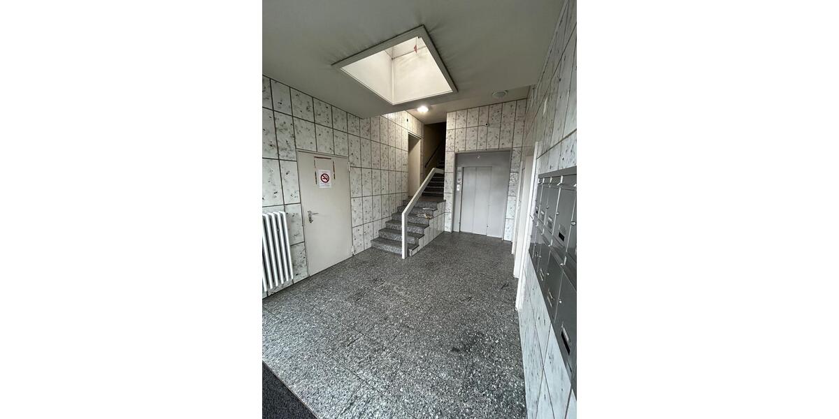 Erdgeschoßwohnung Gelsenkirchen Gelsenkirchen-Mitte - 2 Zimmer, 67 m&sup2;, 700&euro; | Angebot:25981110