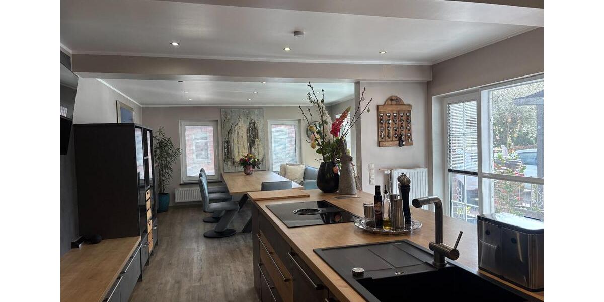 Erdgeschoßwohnung Langenfeld (Rheinland) - 5 Zimmer, 220 m&sup2;, 539.000&euro; | Angebot:25905572