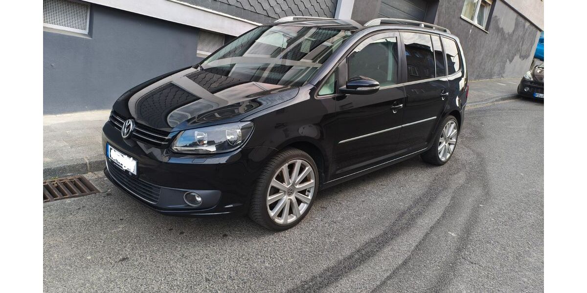 VW Touran 190.000 km 10.900 &euro; Remscheid 42855