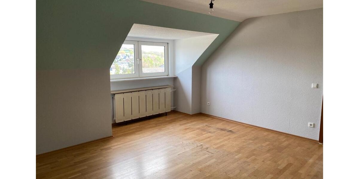 Dachgeschoßwohnung Velbert Pöthen - 3 Zimmer, 68 m&sup2;, 430&euro; | Angebot:26338384