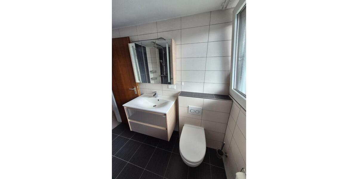 Etagenwohnung Wuppertal Barmen - 3 Zimmer, 80 m&sup2;, 670&euro; | Angebot:27572062