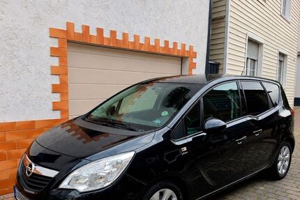 Opel Meriva 66.110 km 6.999 &euro; Hagen 58135