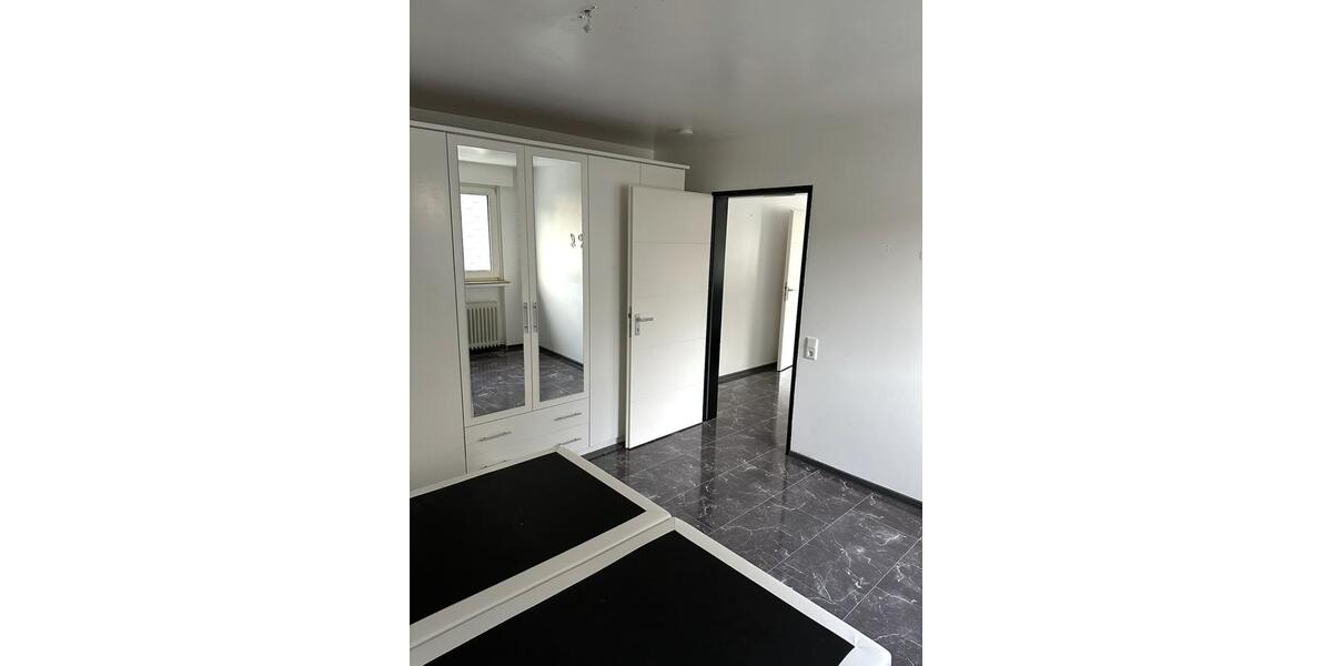 Etagenwohnung Wuppertal Cronenberg - 2 Zimmer, 60 m&sup2;, 149.000&euro; | Angebot:25414611