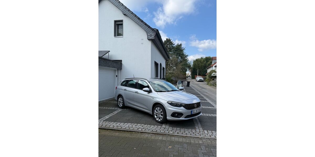 Fiat Tipo 136.000 km 7.650 &euro; Solingen 42697