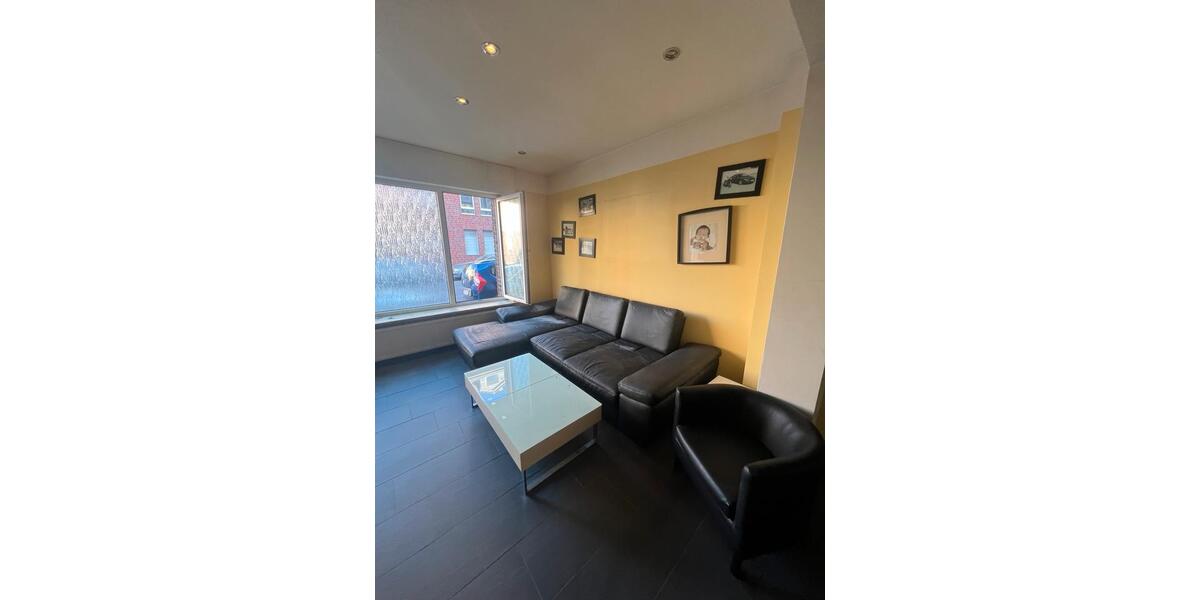 Einfamilienhaus Duisburg Mittelmeiderich - 3.5 Zimmer, 192 m&sup2;, 340.000&euro; | Angebot:26385495