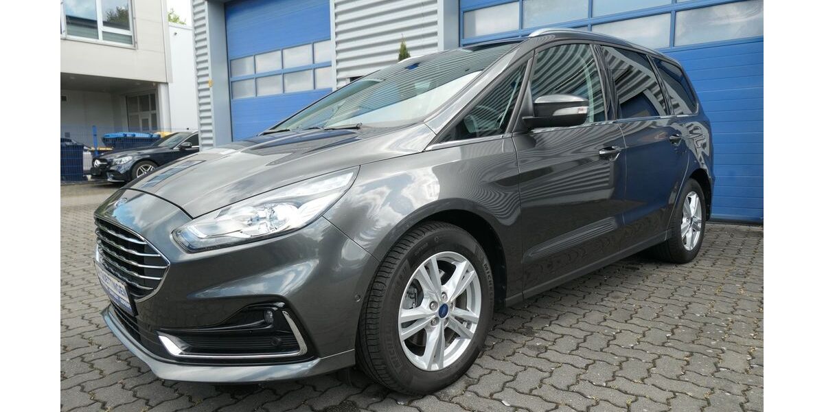 Ford Galaxy 115.411 km 22.850 &euro; Monheim 40789