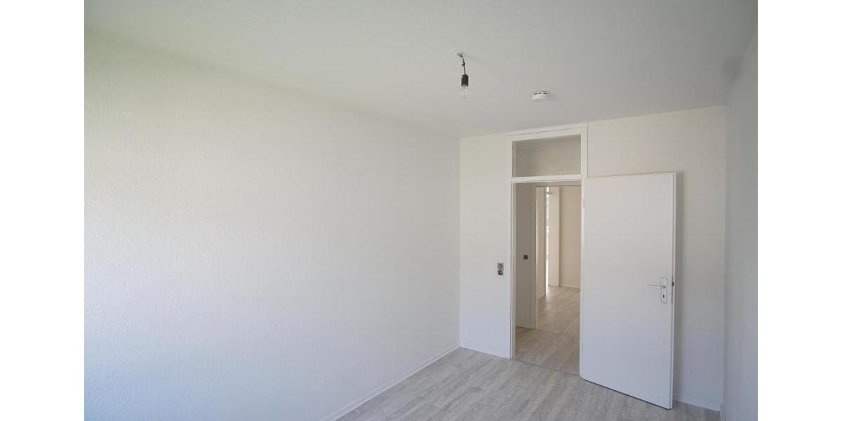 Etagenwohnung Essen Stadtbezirk VI - 3 Zimmer, 81 m&sup2;, 699&euro; | Angebot:25373770