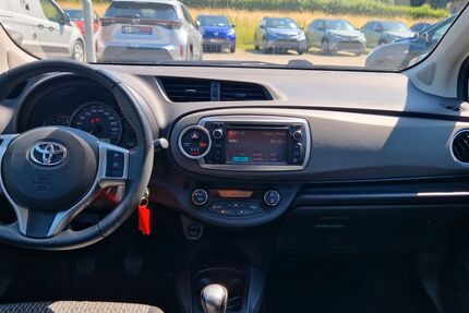 Toyota Yaris 194.450 km 6.499 &euro; Ratingen 40882